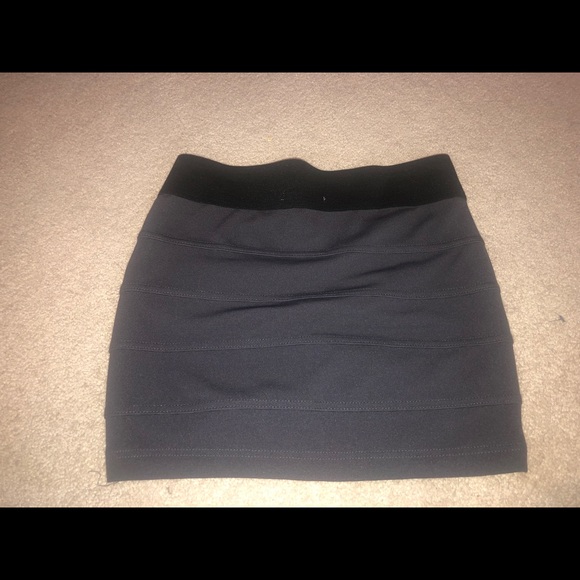 Bodycon Skirt - Picture 3 of 4